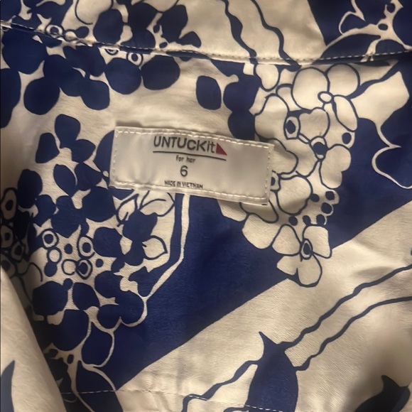 UNTUCKit Blue and White floral Sleeveless Midi shirt Dress - Picture 2 of 5